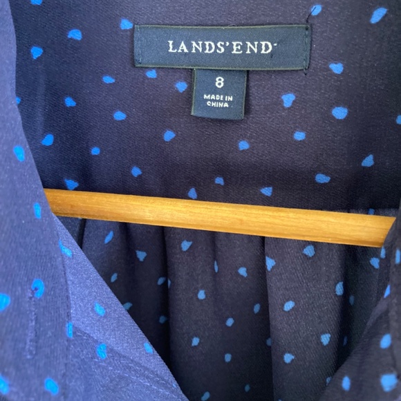 Lands End Ladies button down Blouse with tie Sz 8 EUC - Picture 3 of 7